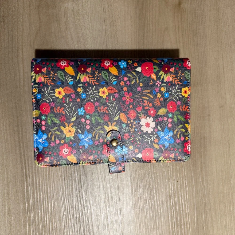 Kakurookie travel jewelry
