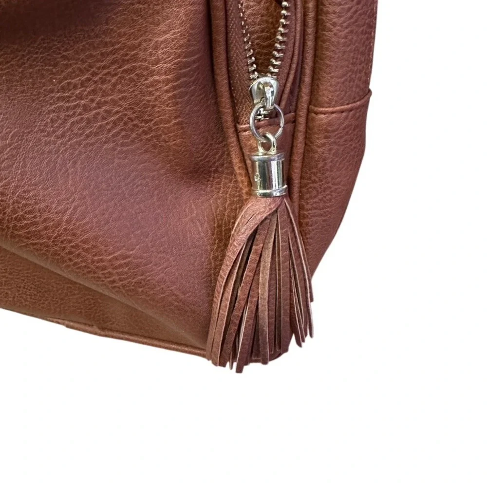 Unbranded cognac brown
