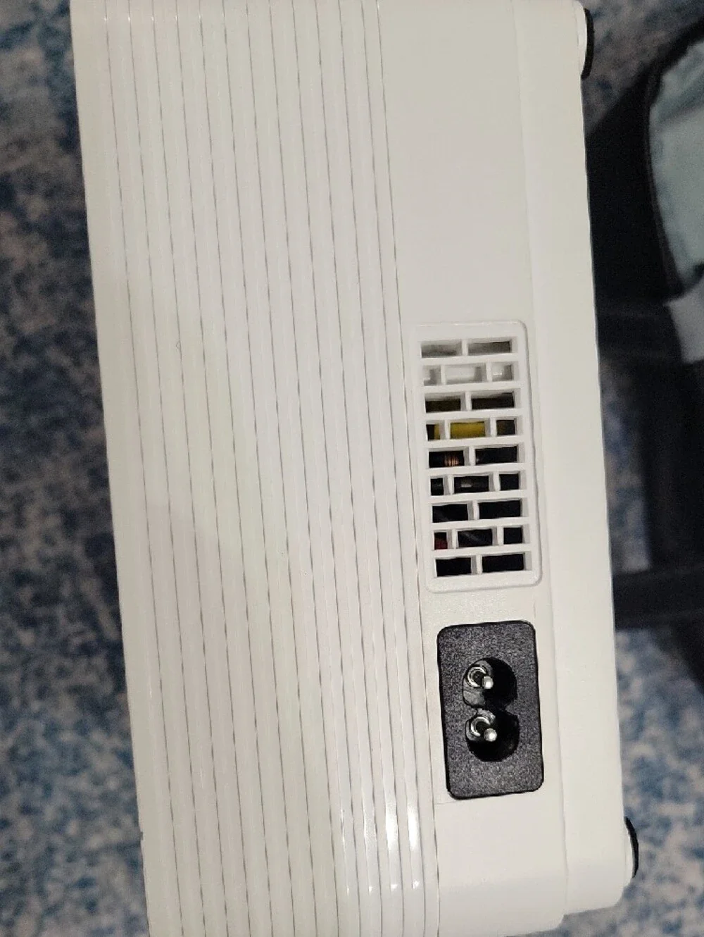 N/A white portable