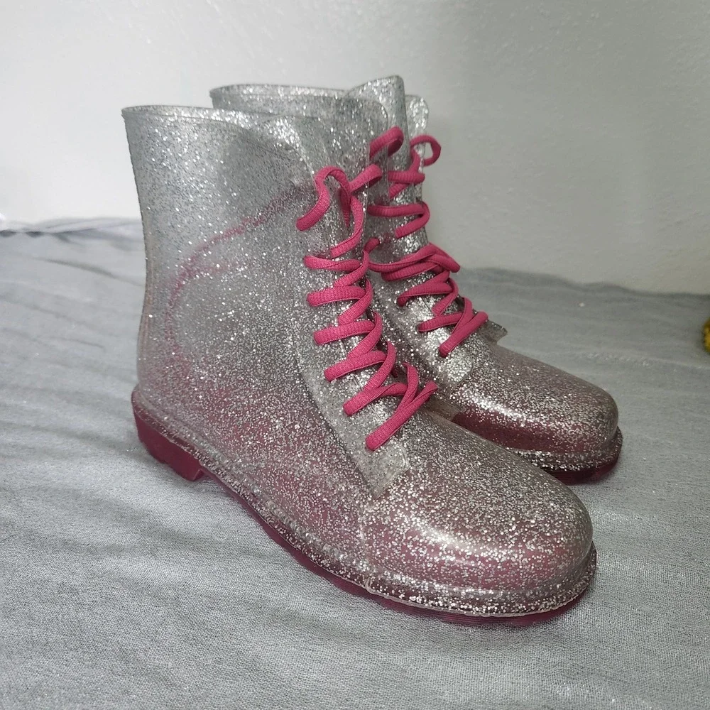 N/A sparkly glitter