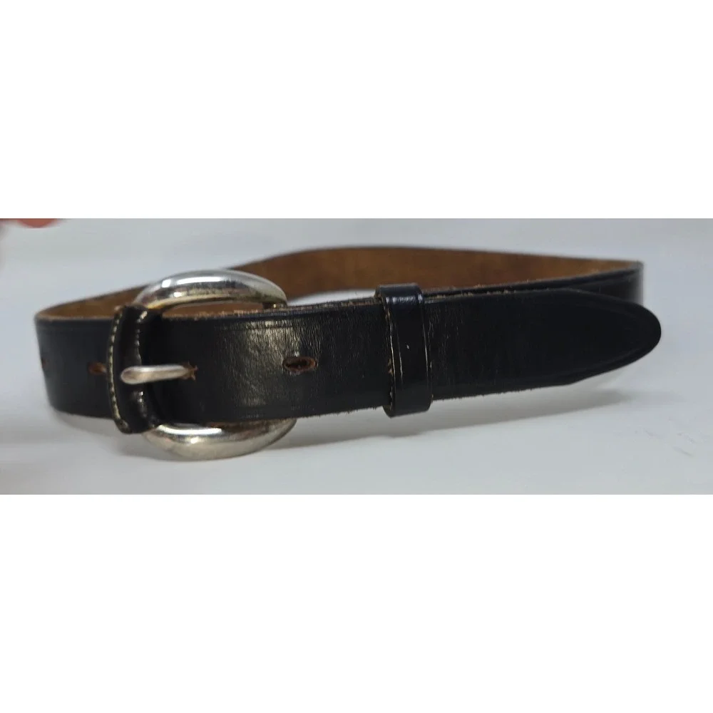 Lee Jeans 28 could buckle