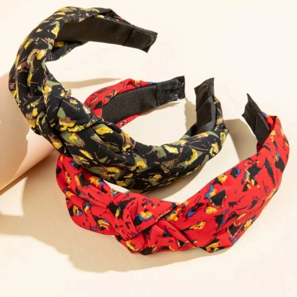 Floral pattern hoop crown