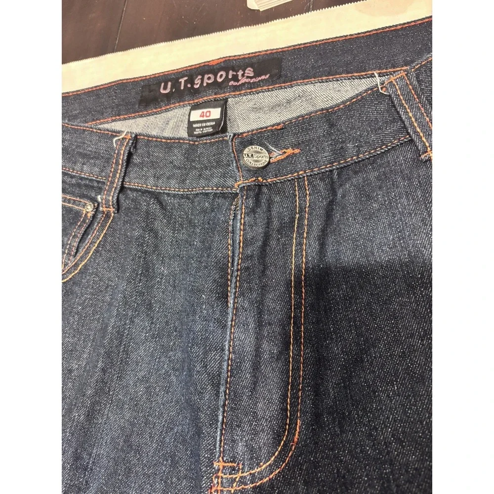 Vintage U T Sports Collections Baggy‎ Jean Shorts Y2K Embroidered Back Pockets