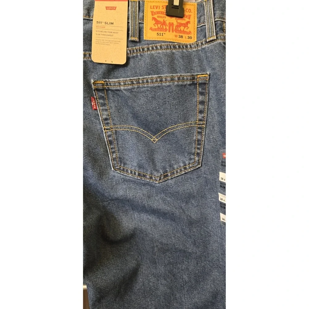 Levis thank looking