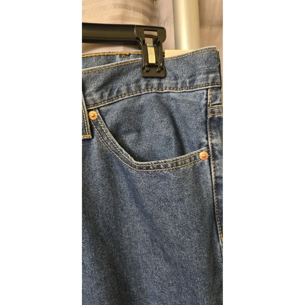 Levis looking thank