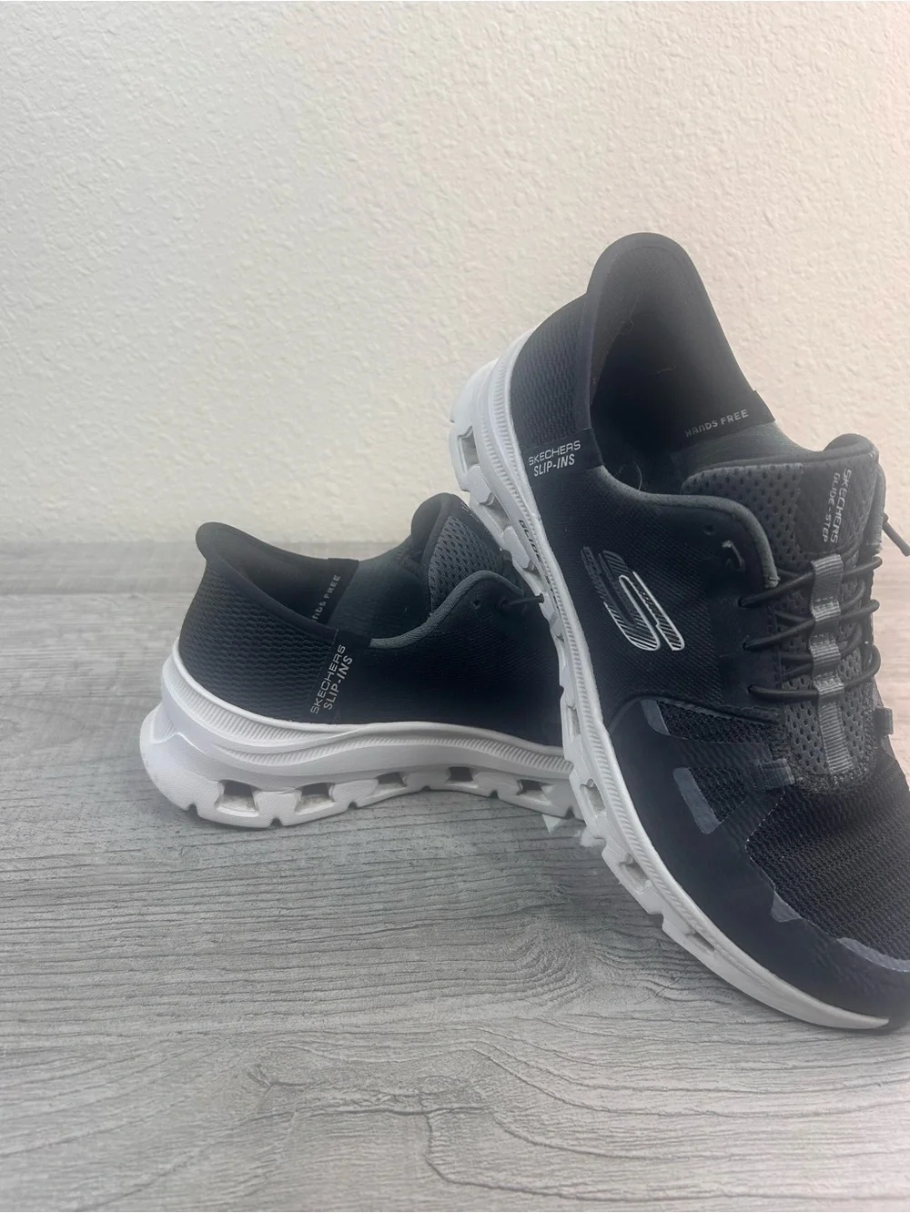 Skechers lightweight athletic