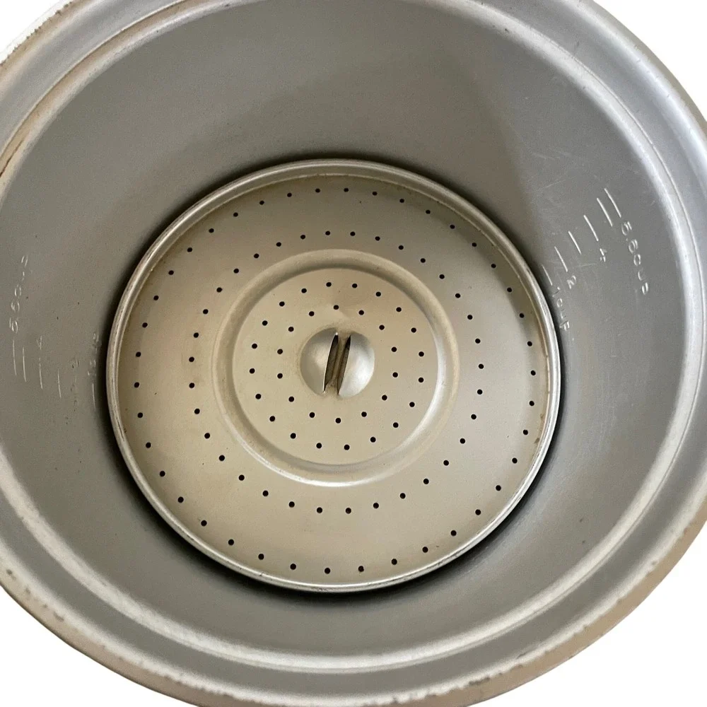 Hitachi automatic vintage appliance