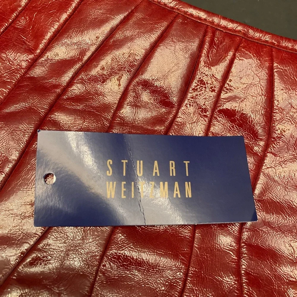 Stuart Weitzman via photos