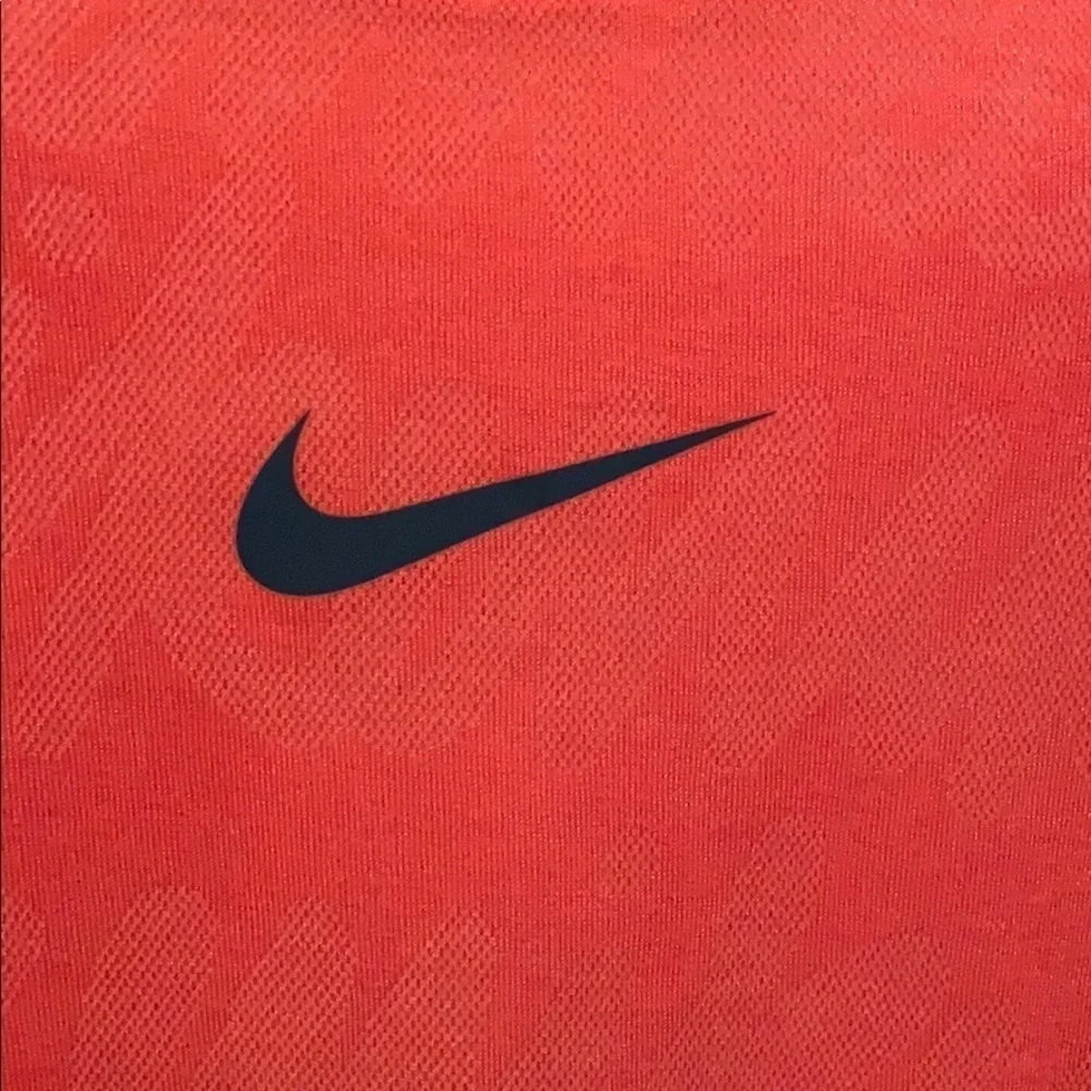 Nike new tags