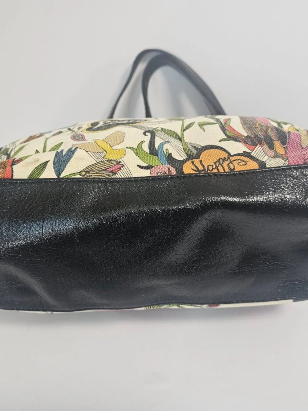 The Sak multicolor canvas