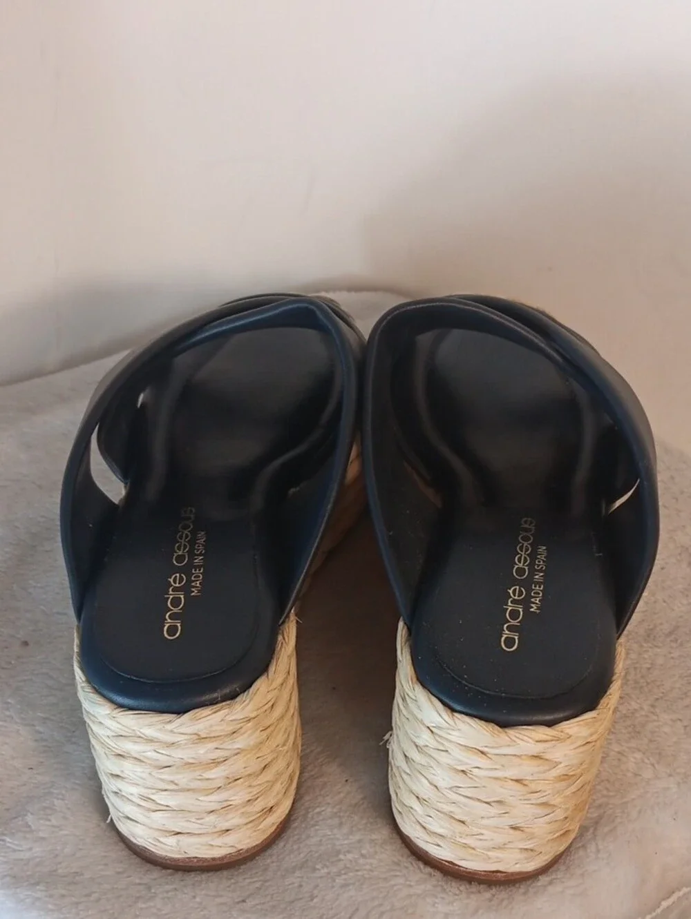 andrè assous crisscross padded