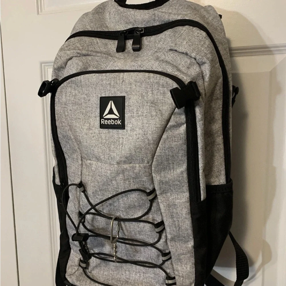 Reebok Light Gray‎ Men's Backpack 19.5” adult Roman laptop