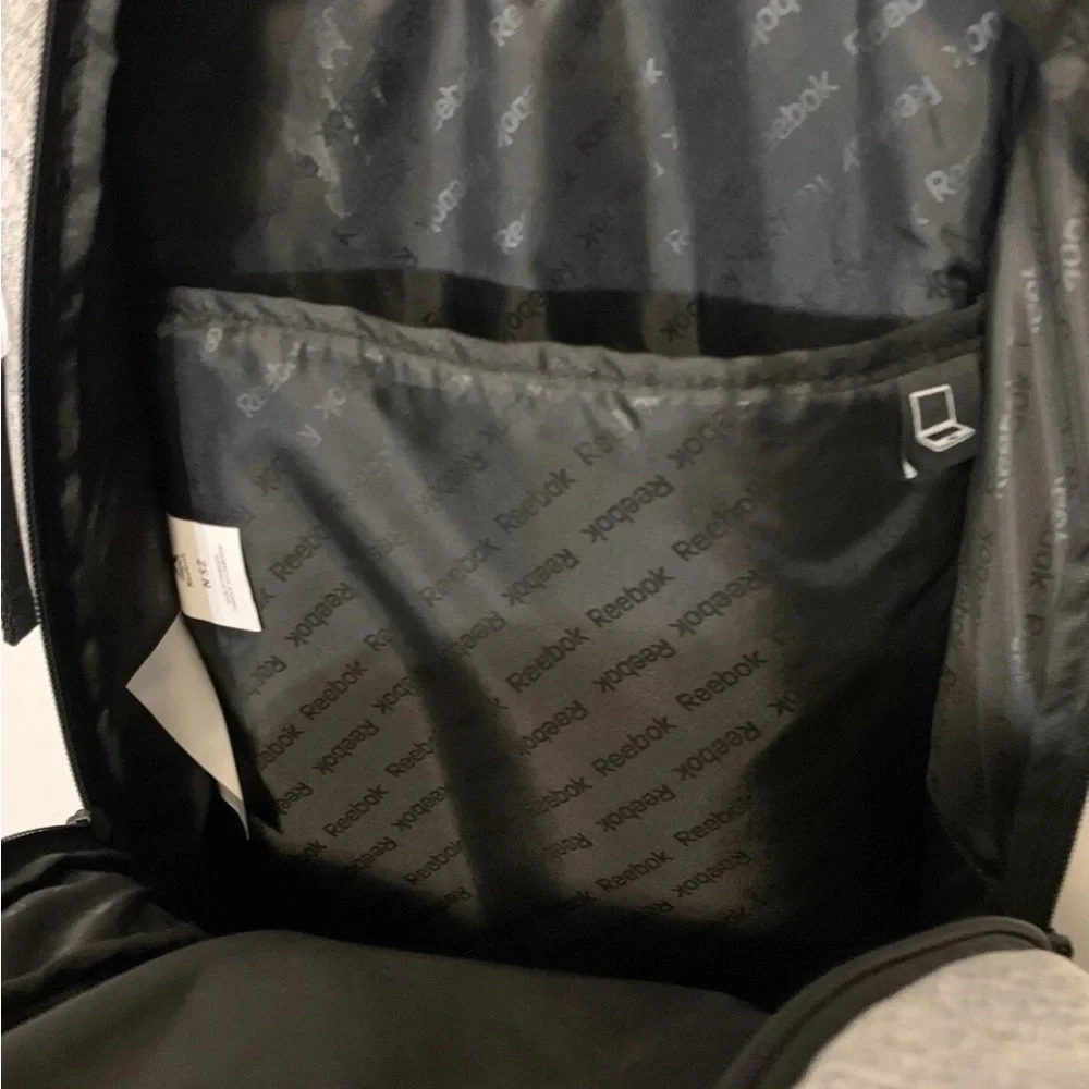 Reebok Light Gray‎ Men's Backpack 19.5” adult Roman laptop