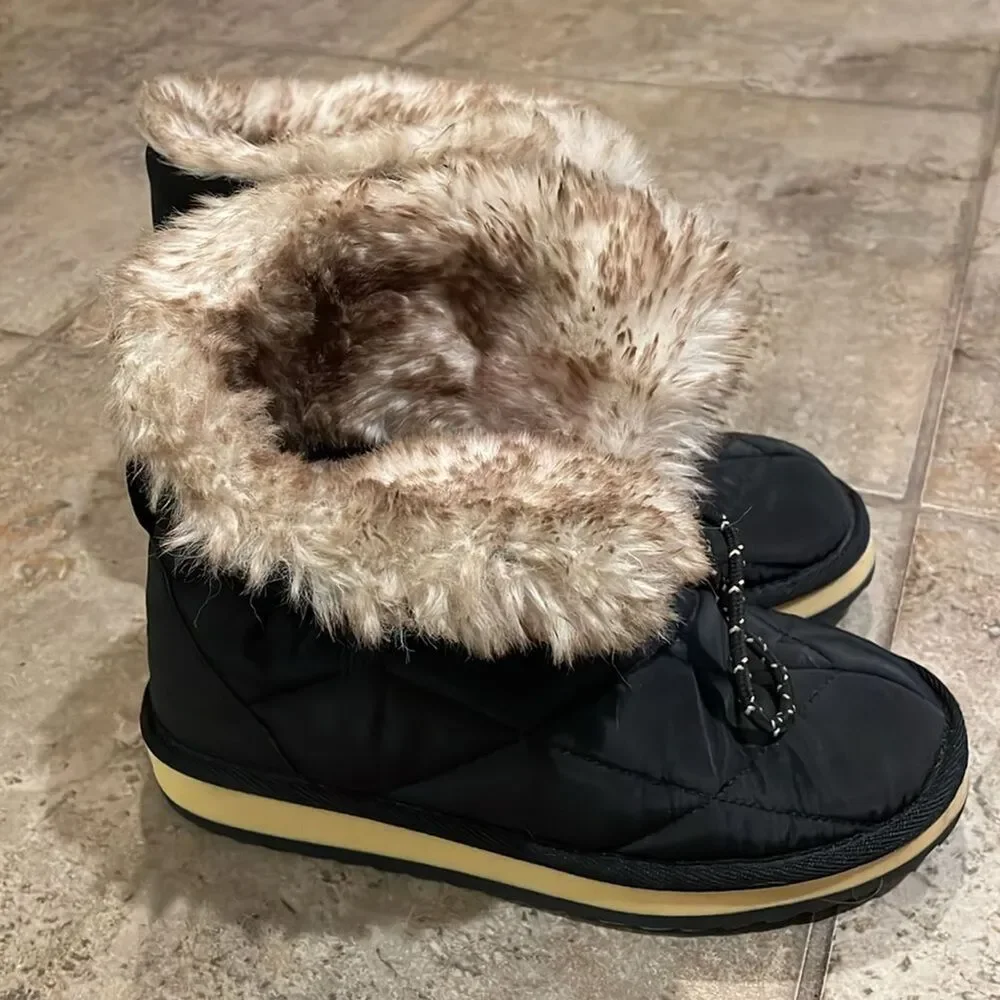 Time and Tru black faux
