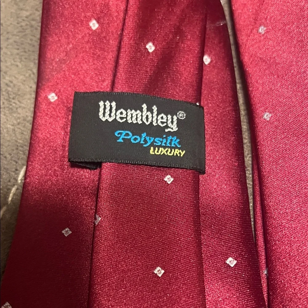 Wembley Burgundy Tie with Subtle White Dots