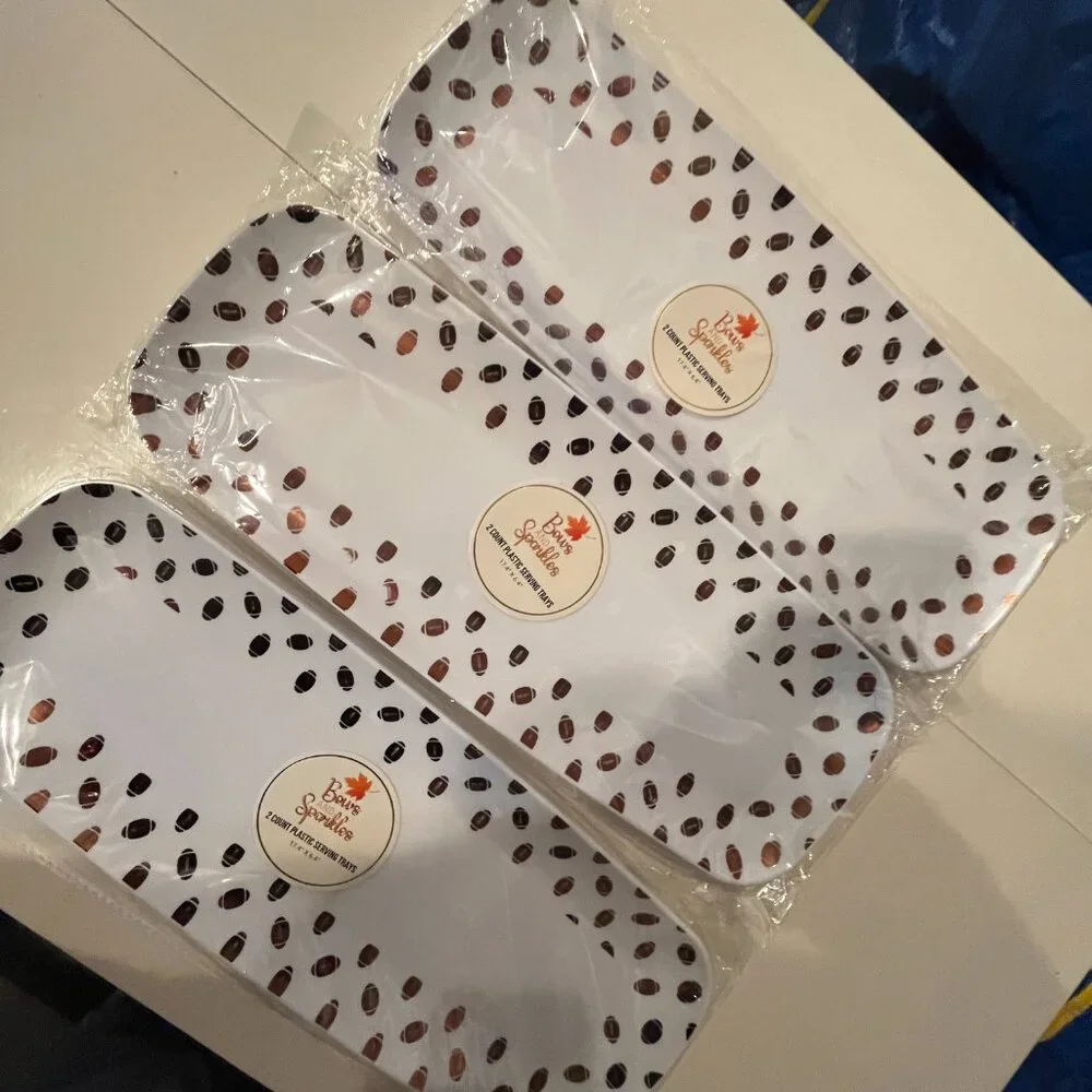 Football Plastic Serving Trays - 3 packs / 2 trays per pack‎ (new/ps/x)