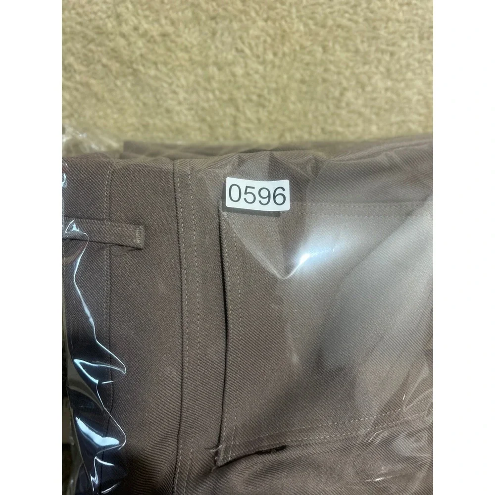 Levis men brown
