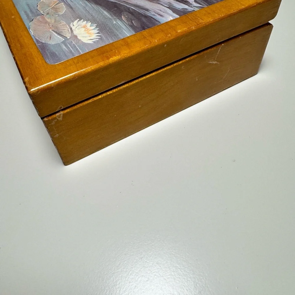 N/A decorative wooden
