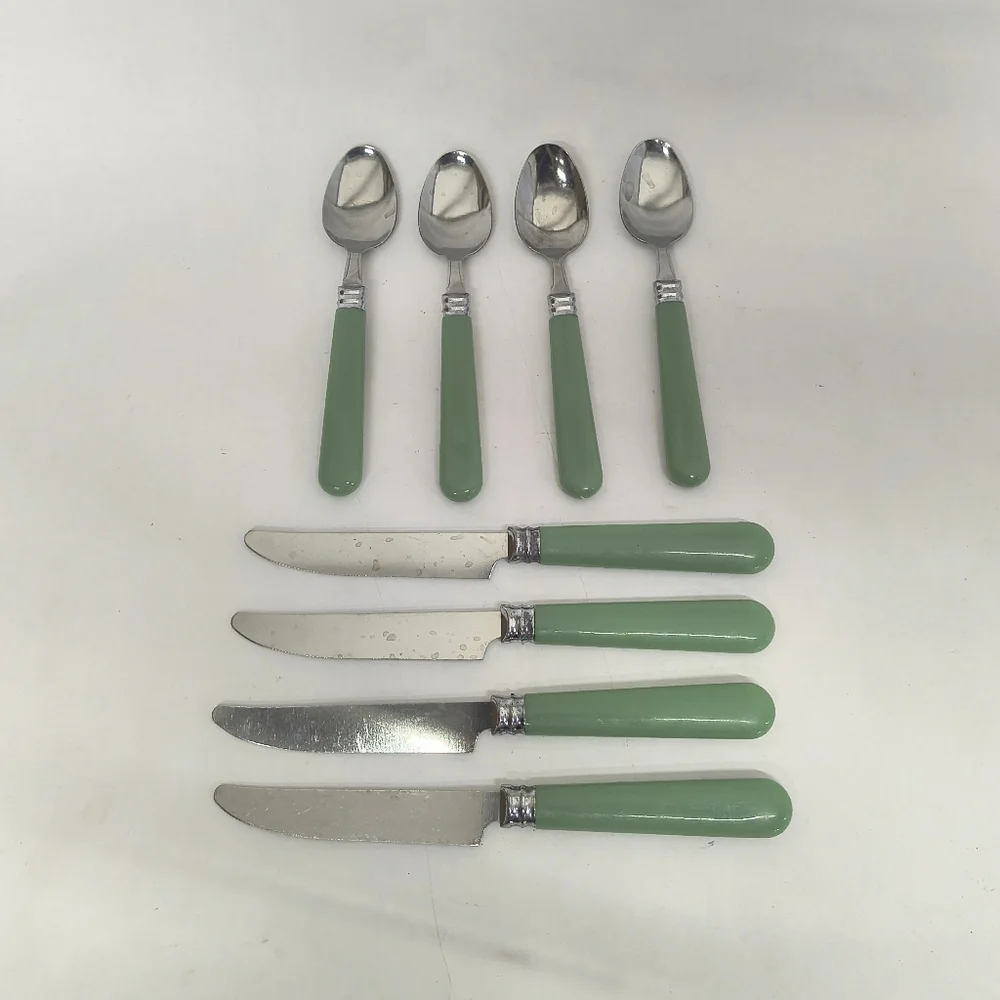 GIBSON Knives & Spoons Pastel Green Plastic Handle Stainless Steel Head Set Of 8