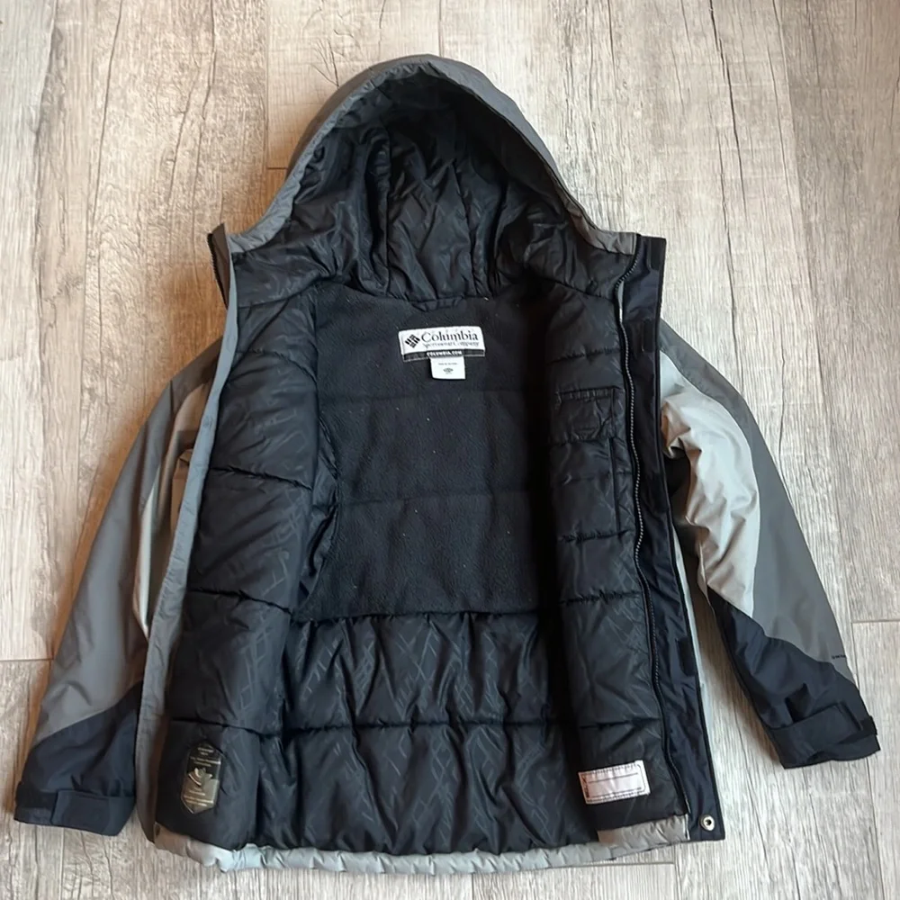 Columbia waterproof omnishield