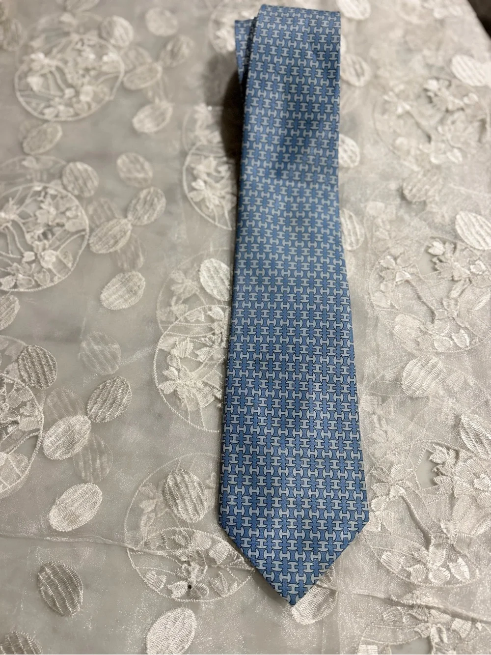 Hermes elegant silk