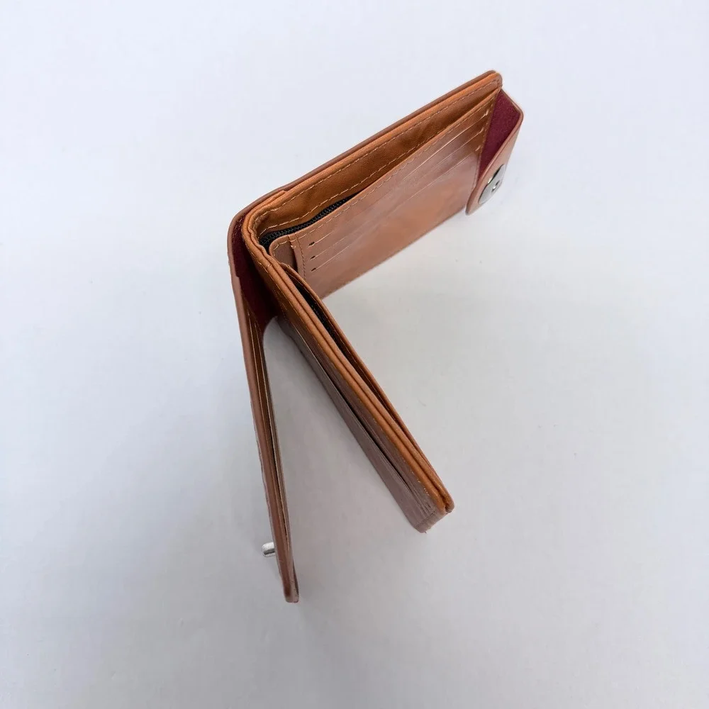 N/A bifold wallet