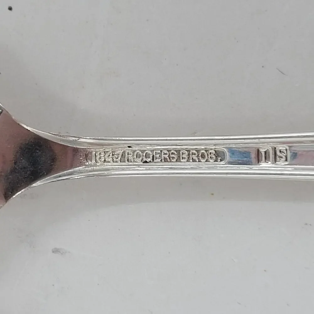 Rogers Brothers Silver Plate‎ Eternally Yours Coquette 2 Sugar Spoons