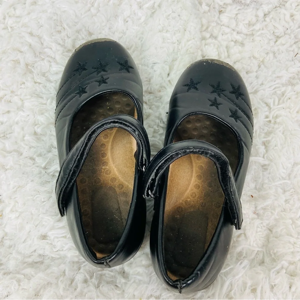 N/A stylish black