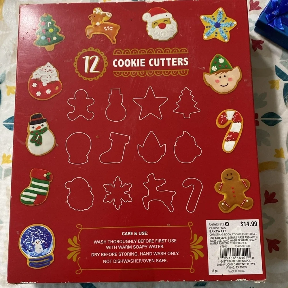Vintage Christmas Cookie Storybook with Silver Cutters
