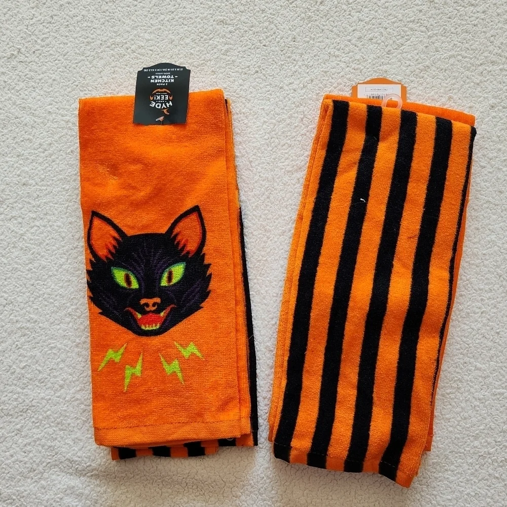New Target Hyde & EEK 2pk Halloween Kitchen Terry Towels Retro Cat and Stripe