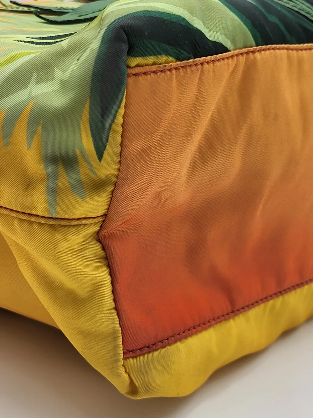 Prada tote vibrant