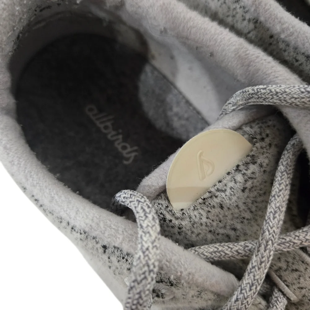 allbirds light 11 gray