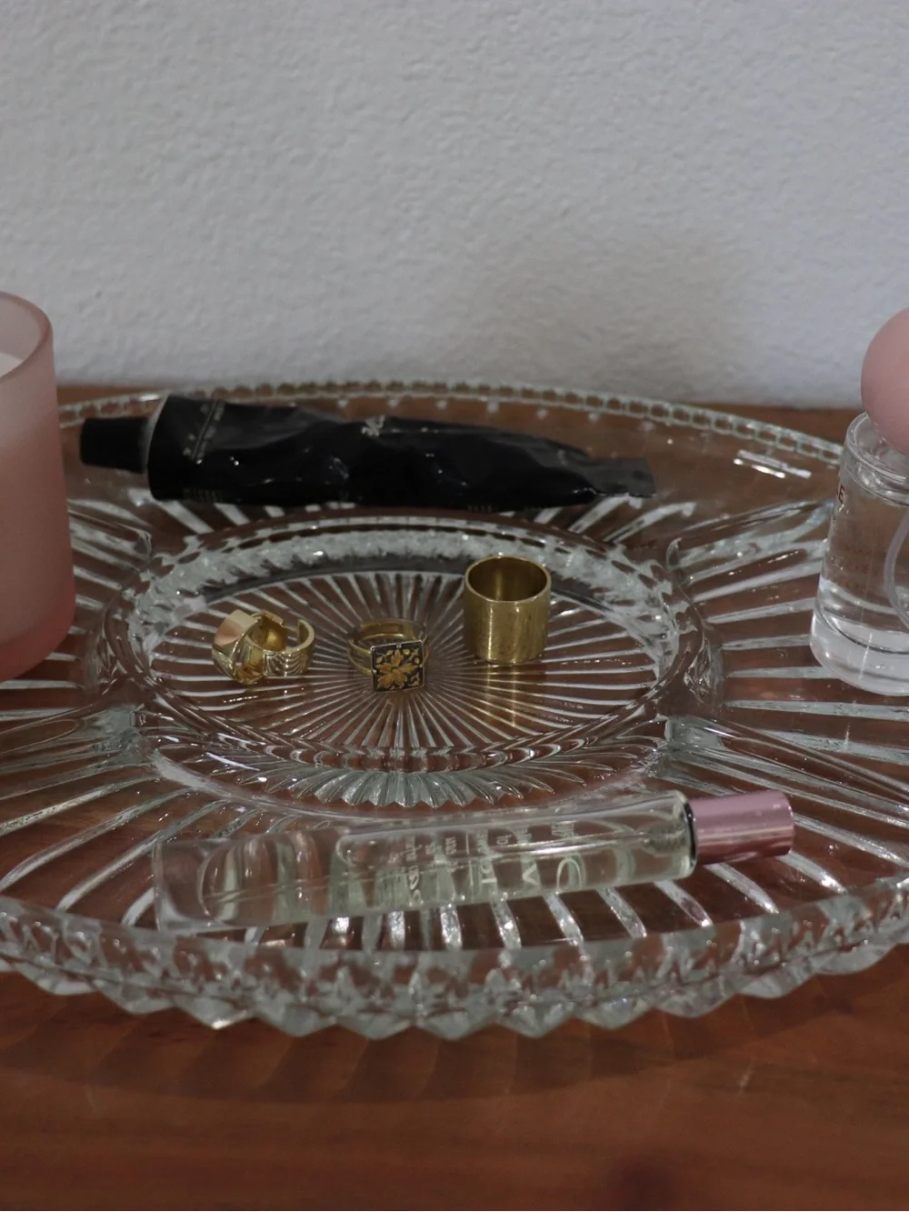 N/A elegant oval