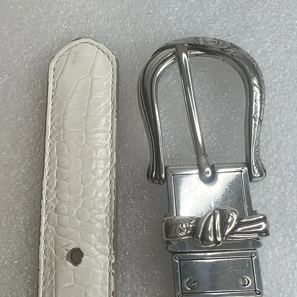 Brighton Leather Croc Embossed White/Beige Belt Ornate Silver Buckle Reversible