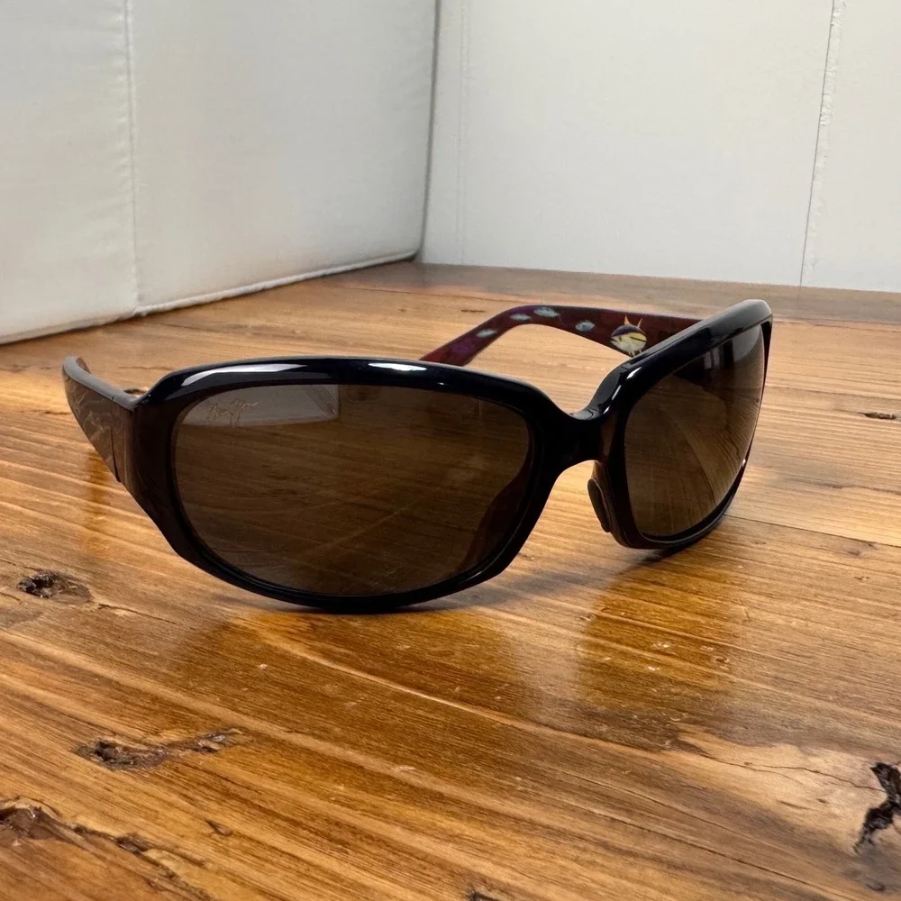 Maui Jim MJ-234-03‎ Yellowfin Polarized Sunglasses Dark Navy Unisex Wrap Sport