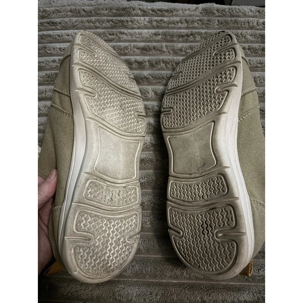 Clarks men size