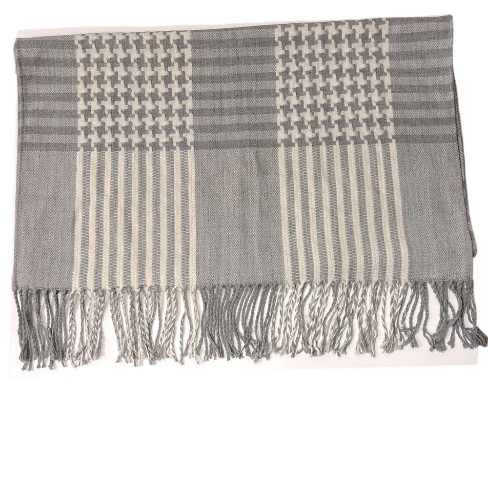 Forever 21 Gray Houndstooth Pashmina Fringe Ends One‎ Size Acrylic