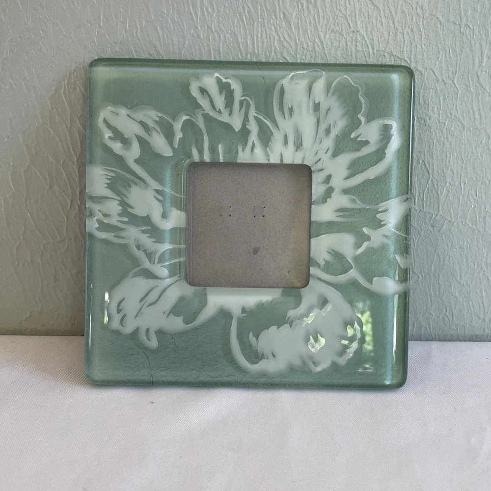 Vintage Sylvestri April Cornell Glass‎ Photo Frame Green & White Flower Etched