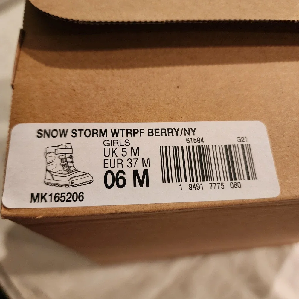 Merrell depending school lacing