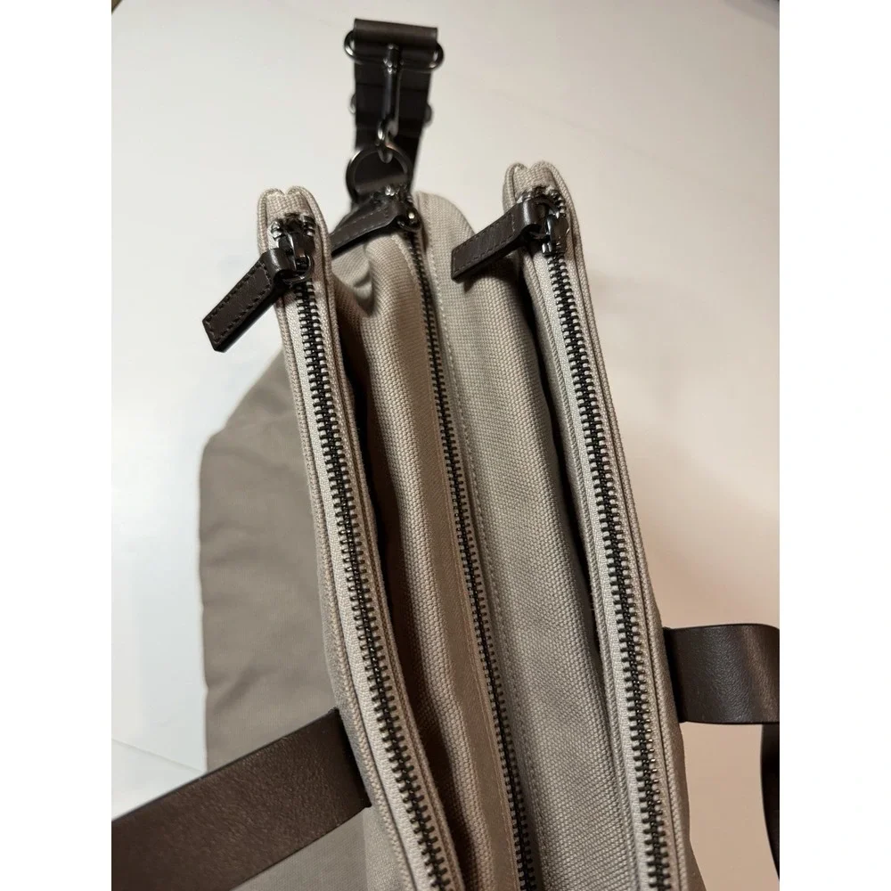 Cuyana overnight triple