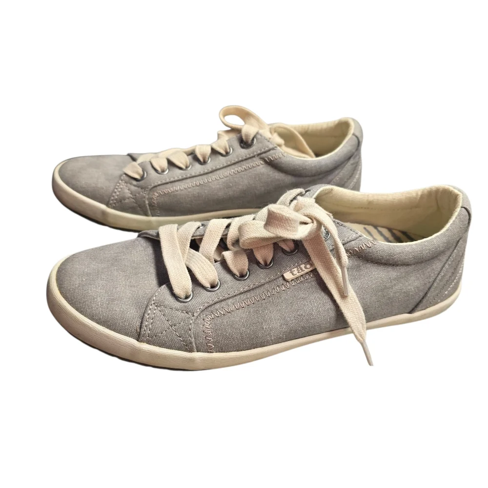 Taos Footwear gently used