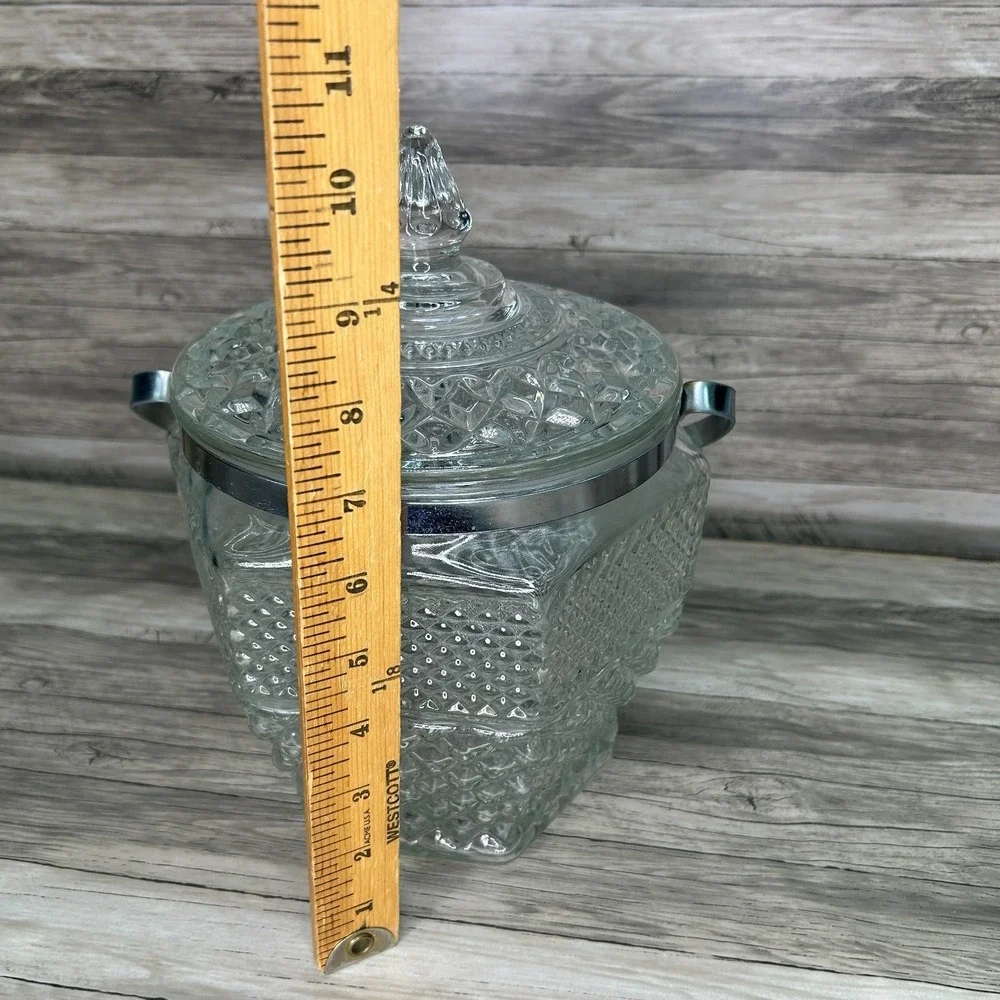 Wexford vintage pattern