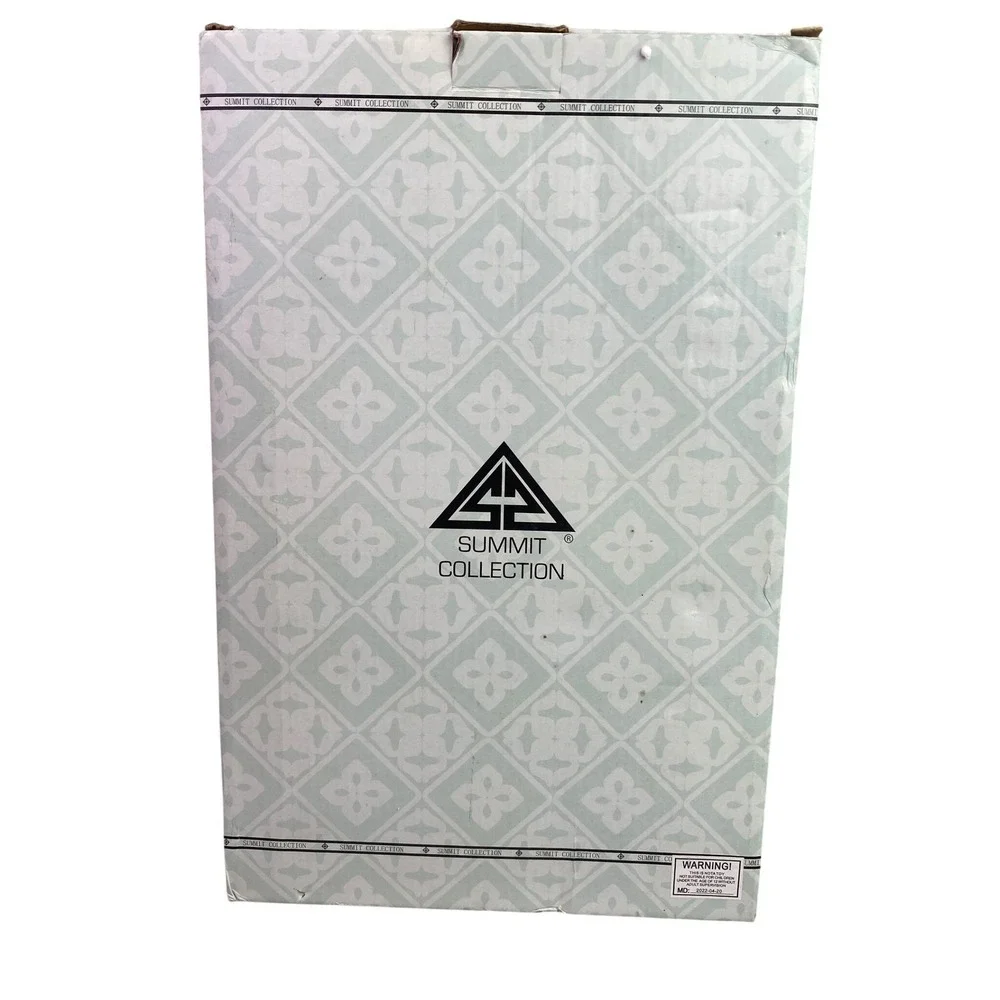 Summit Collection accented design