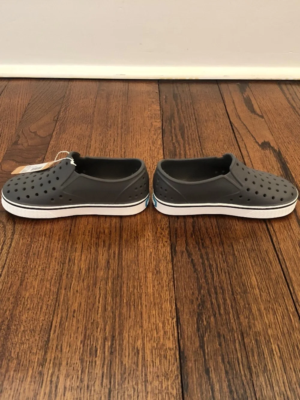 Native Shoes native miles