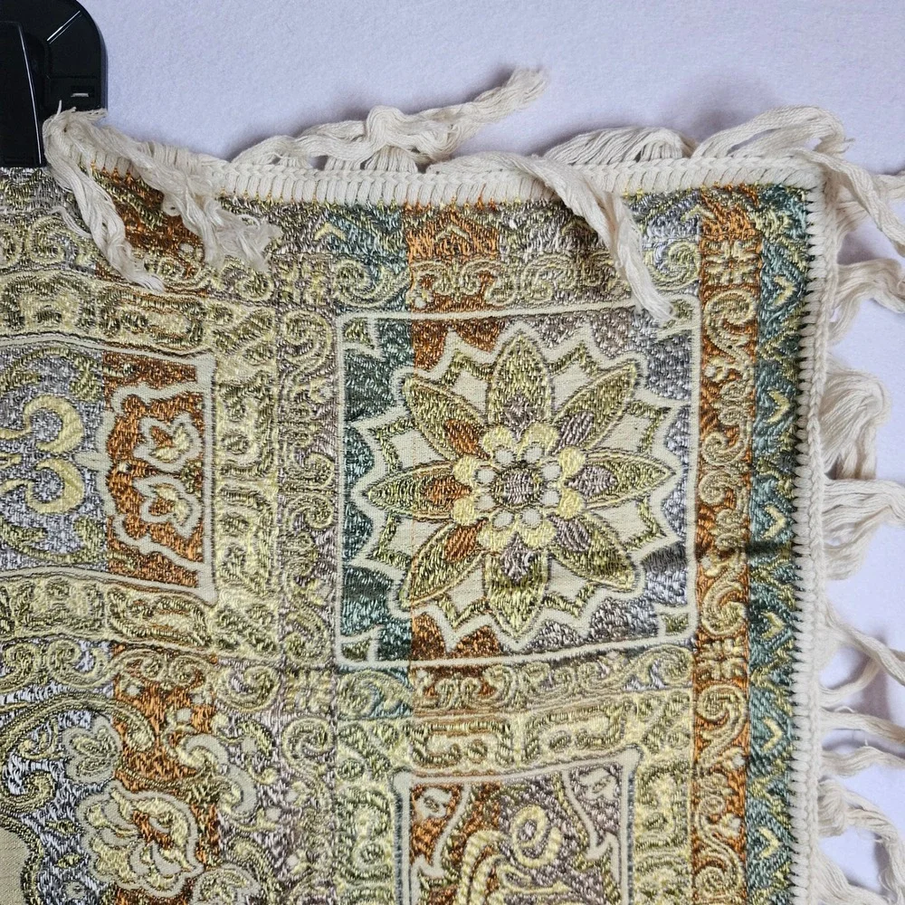 N/A woven tapestry