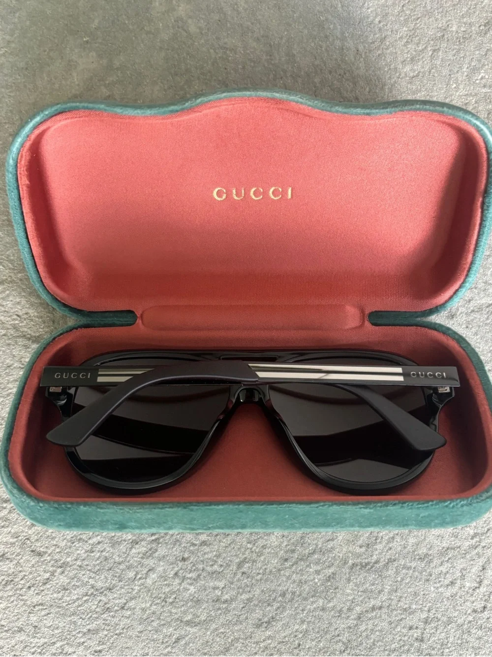 Gucci authentic model