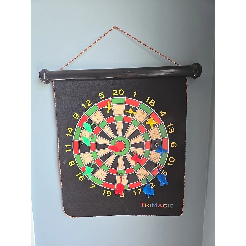 Magnetic Cloth Dart Board 2 Sided Rope Wall Hanger 12 Magnet Darts