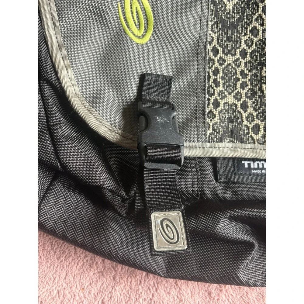 Timbuk2 vintage black