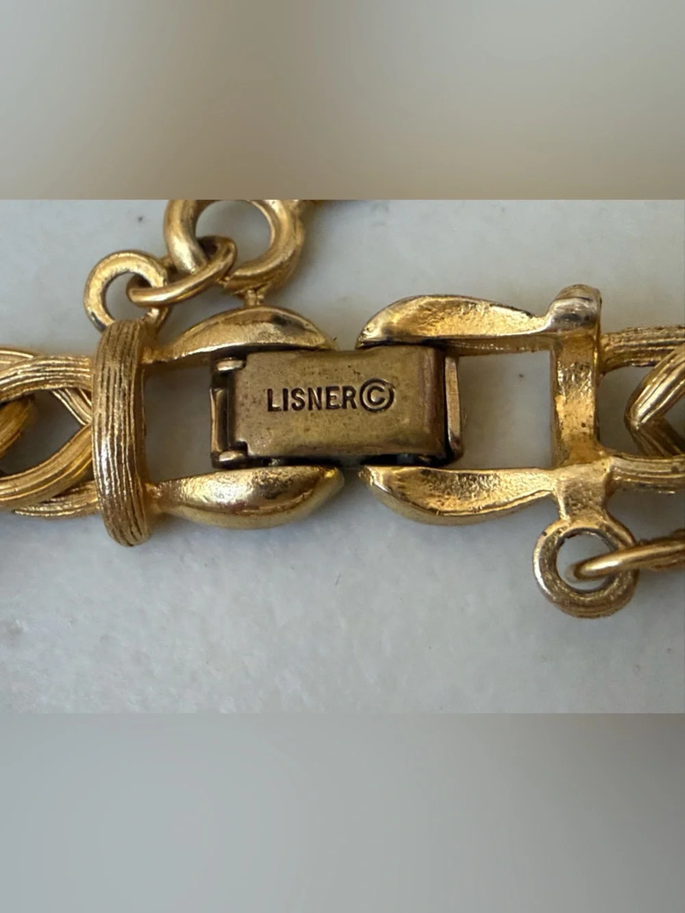 Lisner Jewelry gold tone