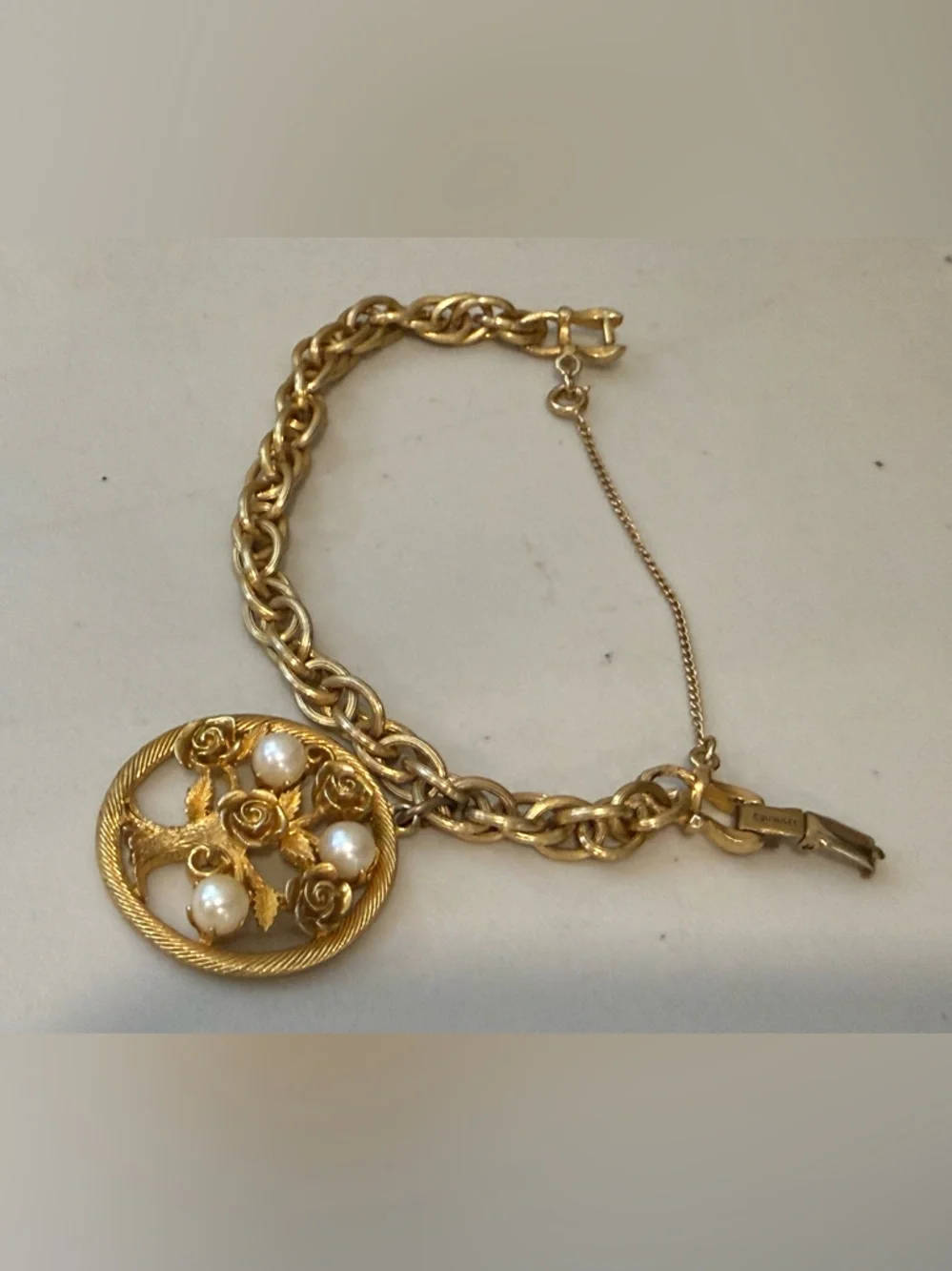 Lisner Jewelry gold tone